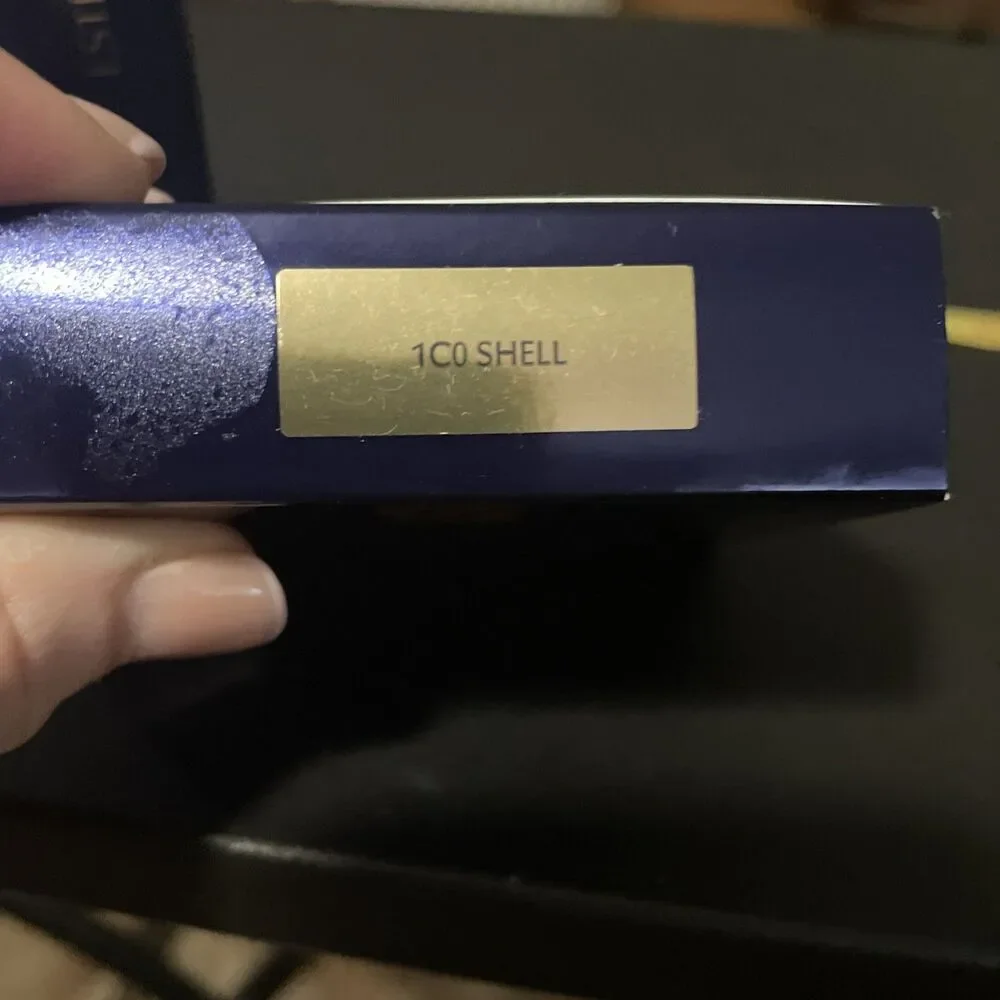 Estee Lauder set shell